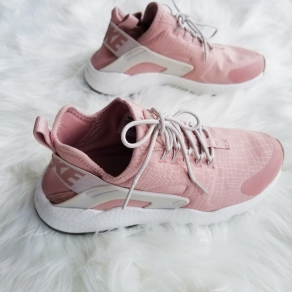 Nike Shoes - Nike NWB | Women's Air Huarache Run Ultra Sneakers
